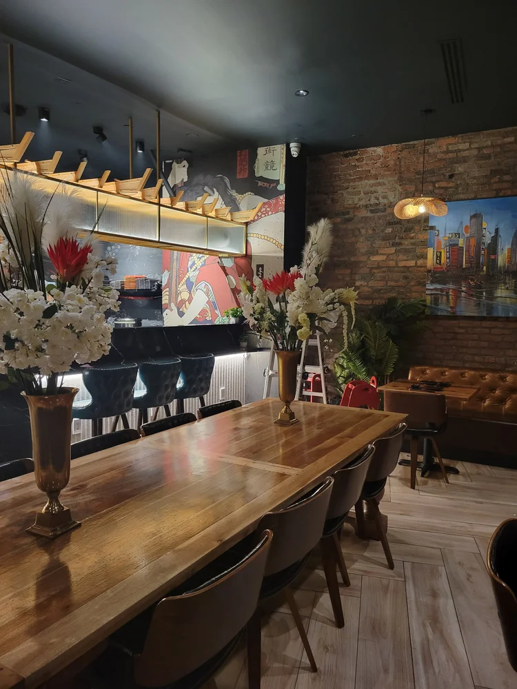 WALLPAPER & INTERIOR work